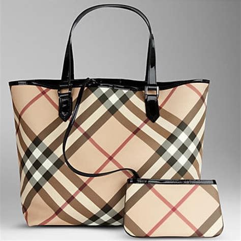 outlet borse burberry originali simile|Borse Burberry: i segreti per riconoscere le originali.